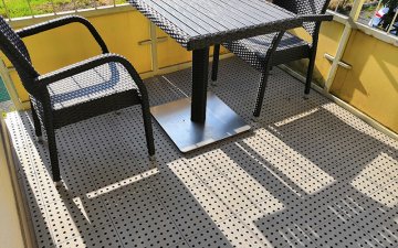 Moderní a praktická podlaha na balkón nebo terasu