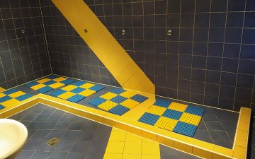 Shower floor in the SBA Sports Club
